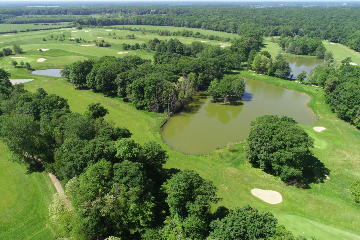 Golftrips-Domaine et Golf du Roncemay (1)